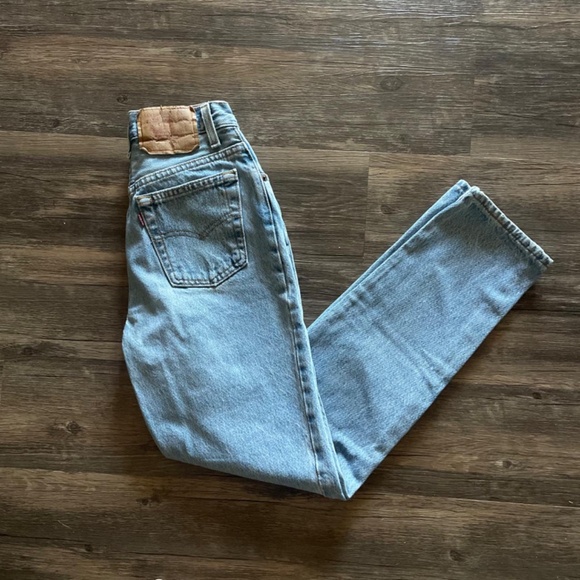 1980’s Levi’s 501 - Picture 5 of 6